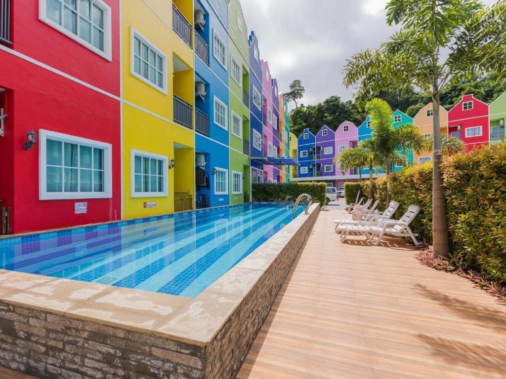 Holland Resort Phuket Eksteriør billede