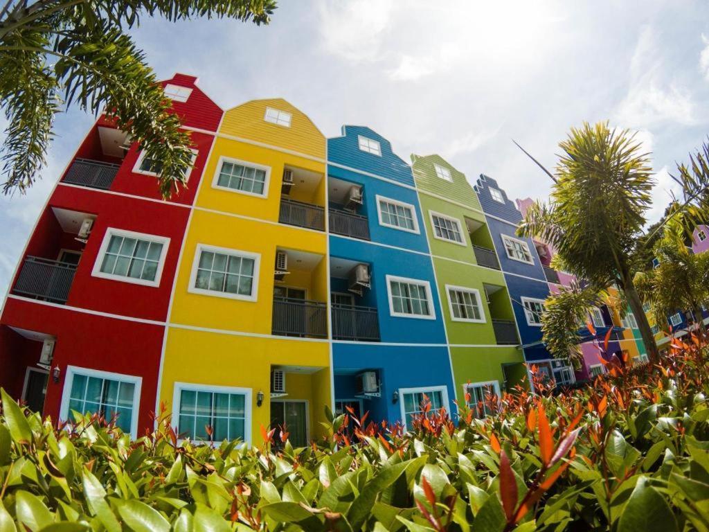 Holland Resort Phuket Eksteriør billede