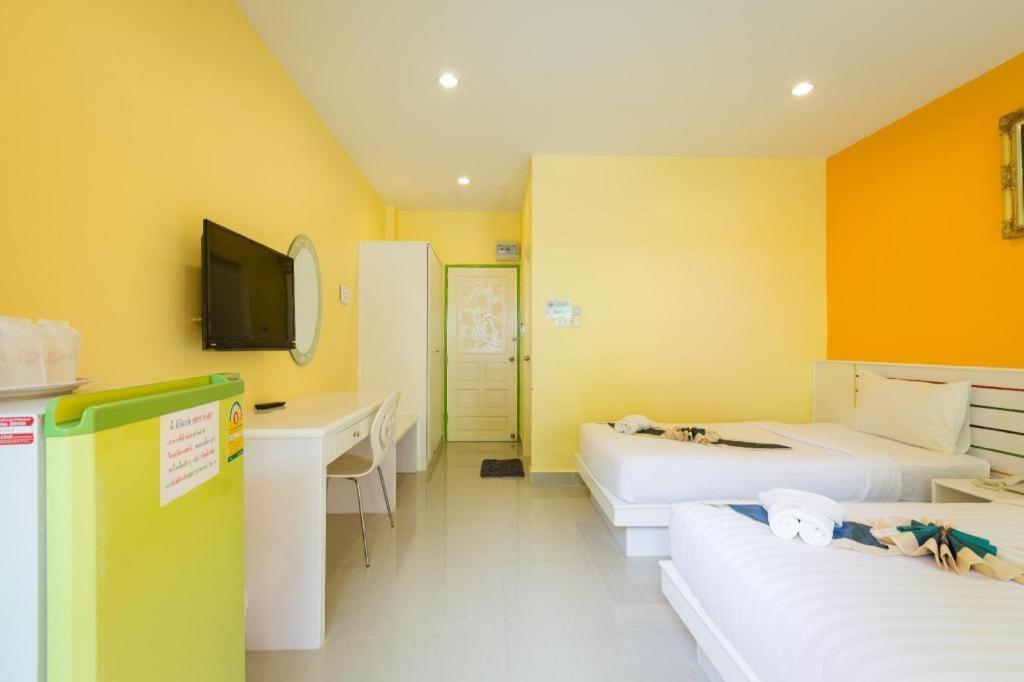Holland Resort Phuket Eksteriør billede