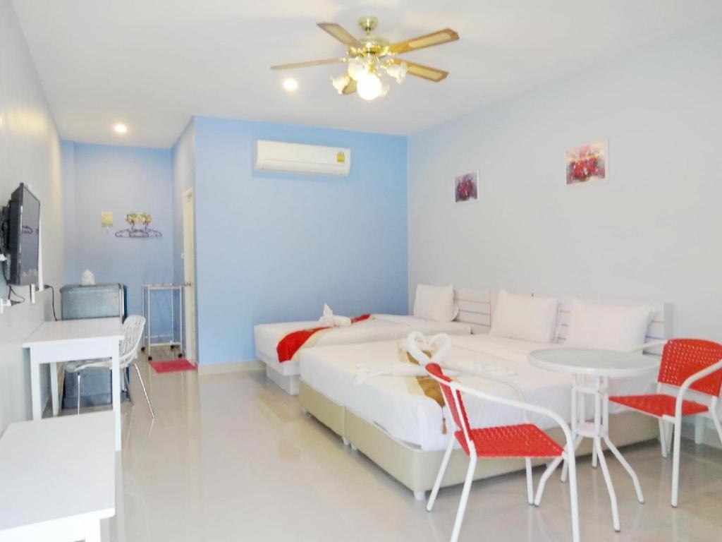 Holland Resort Phuket Eksteriør billede
