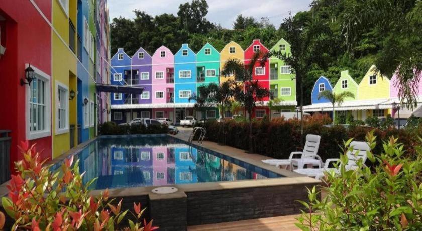 Holland Resort Phuket Eksteriør billede