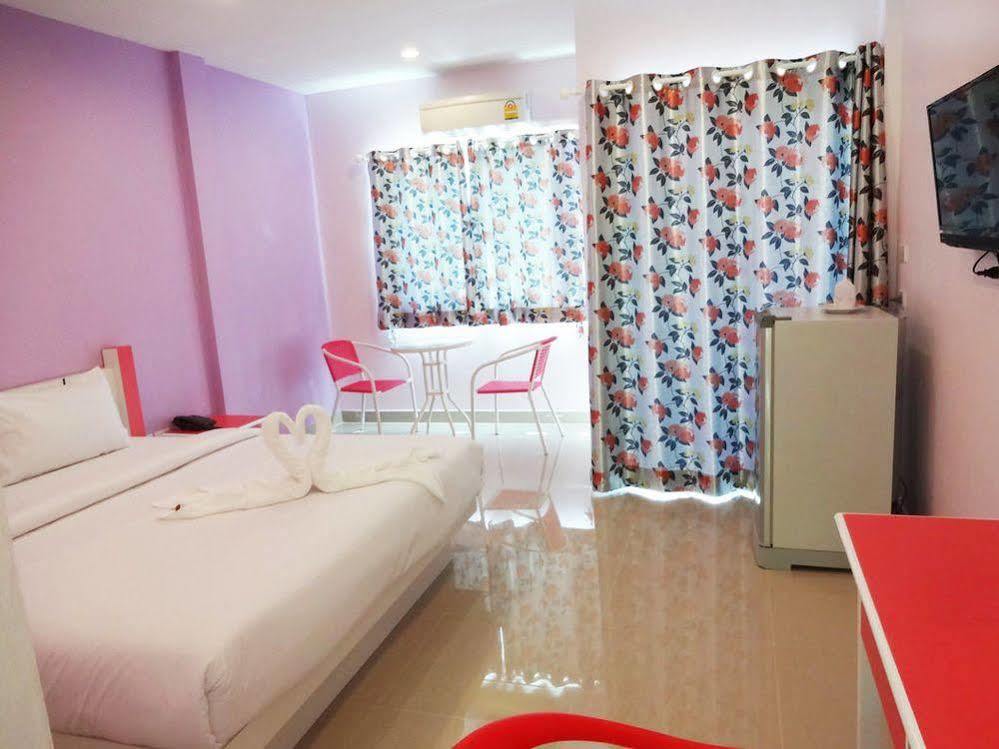 Holland Resort Phuket Eksteriør billede