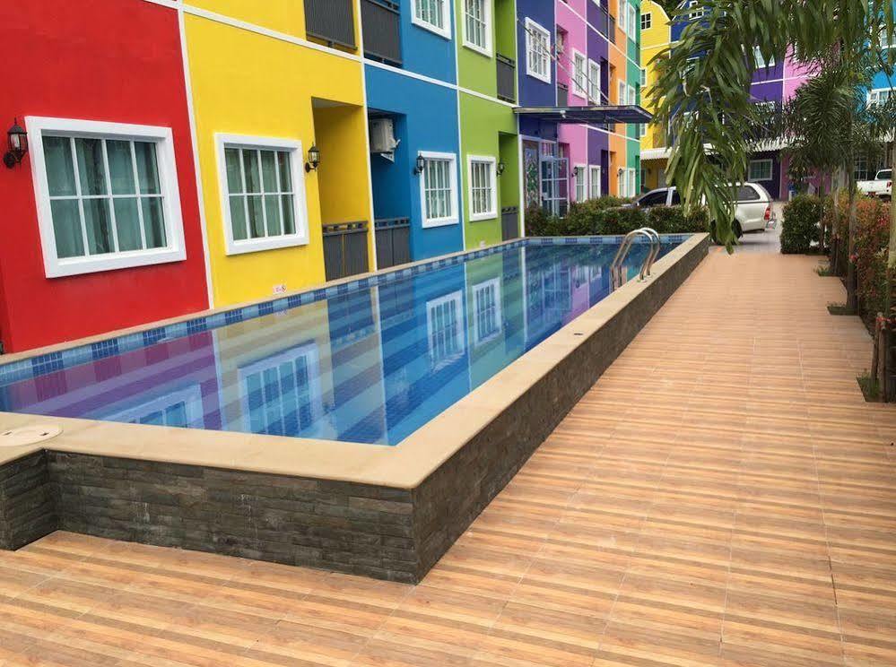 Holland Resort Phuket Eksteriør billede