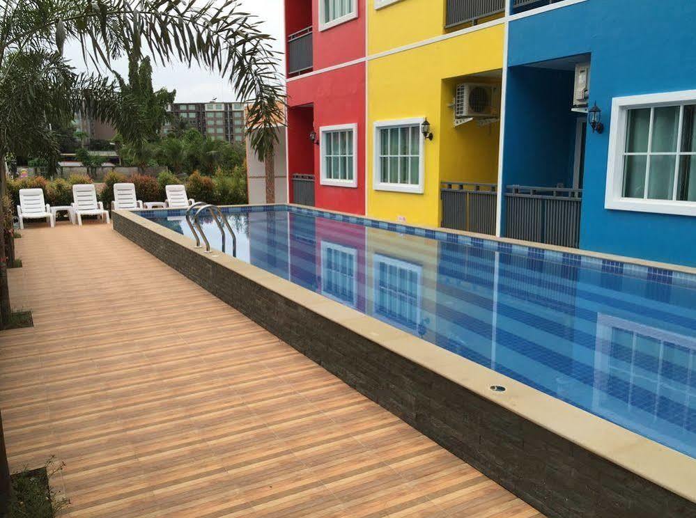 Holland Resort Phuket Eksteriør billede